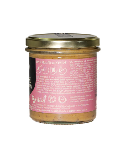 Lemke Mandelmus Crunchy 300 g Glas in Seitenansicht auf weißem Hintergrund