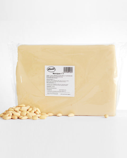 Lemke Marzipan 1:1 im 2,5-kg-Block mit blanchierten Mandeln